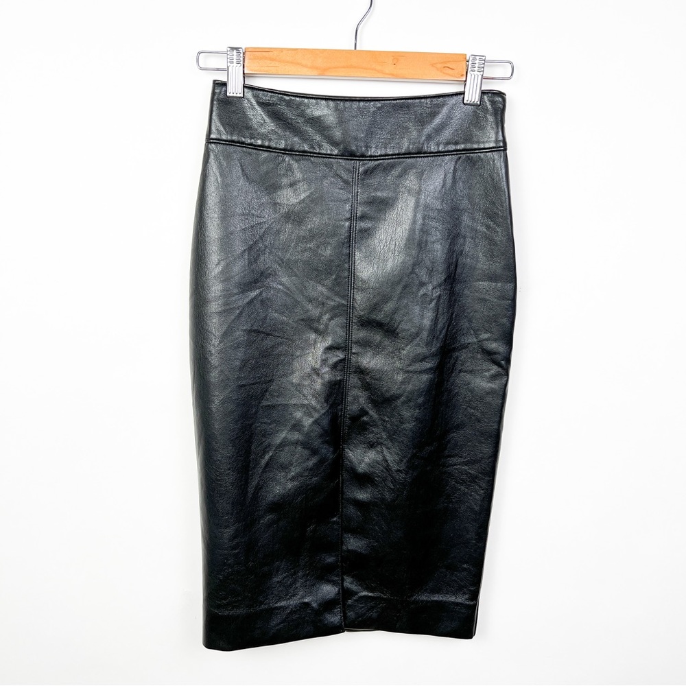 Aritzia Babaton black Pegu leather pencil skirt size 00